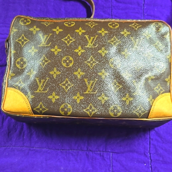 AUTHENTIC LOUIE VUITTON MONOGRAM TROCADERO 30 SHOULDER/ CROSSBODY BAG - Picture 5 of 12